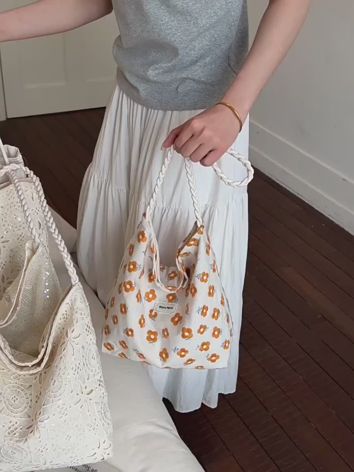 Vintage Literary Hollowed Out Embroidery Floral Shoulder Bag Dot Canvas Tote Bag Women Fashion Casual Commuter Portable Bag